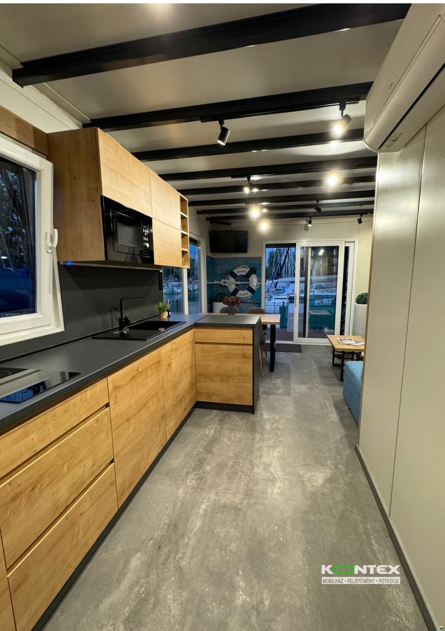 Floating Home - Houseboat by Kontex Kft.