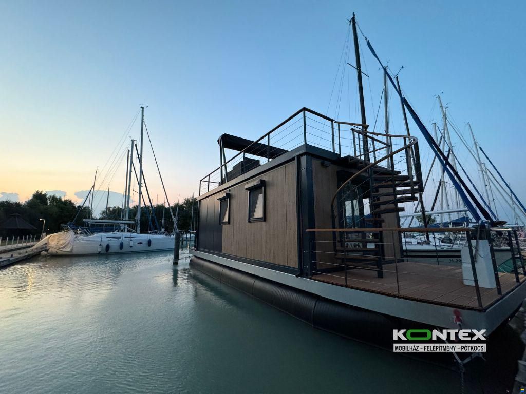 Floating Home - Houseboat by Kontex Kft.