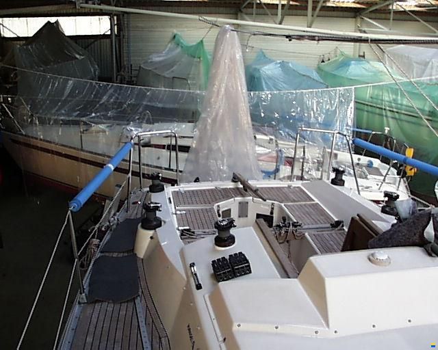 Hanse 331