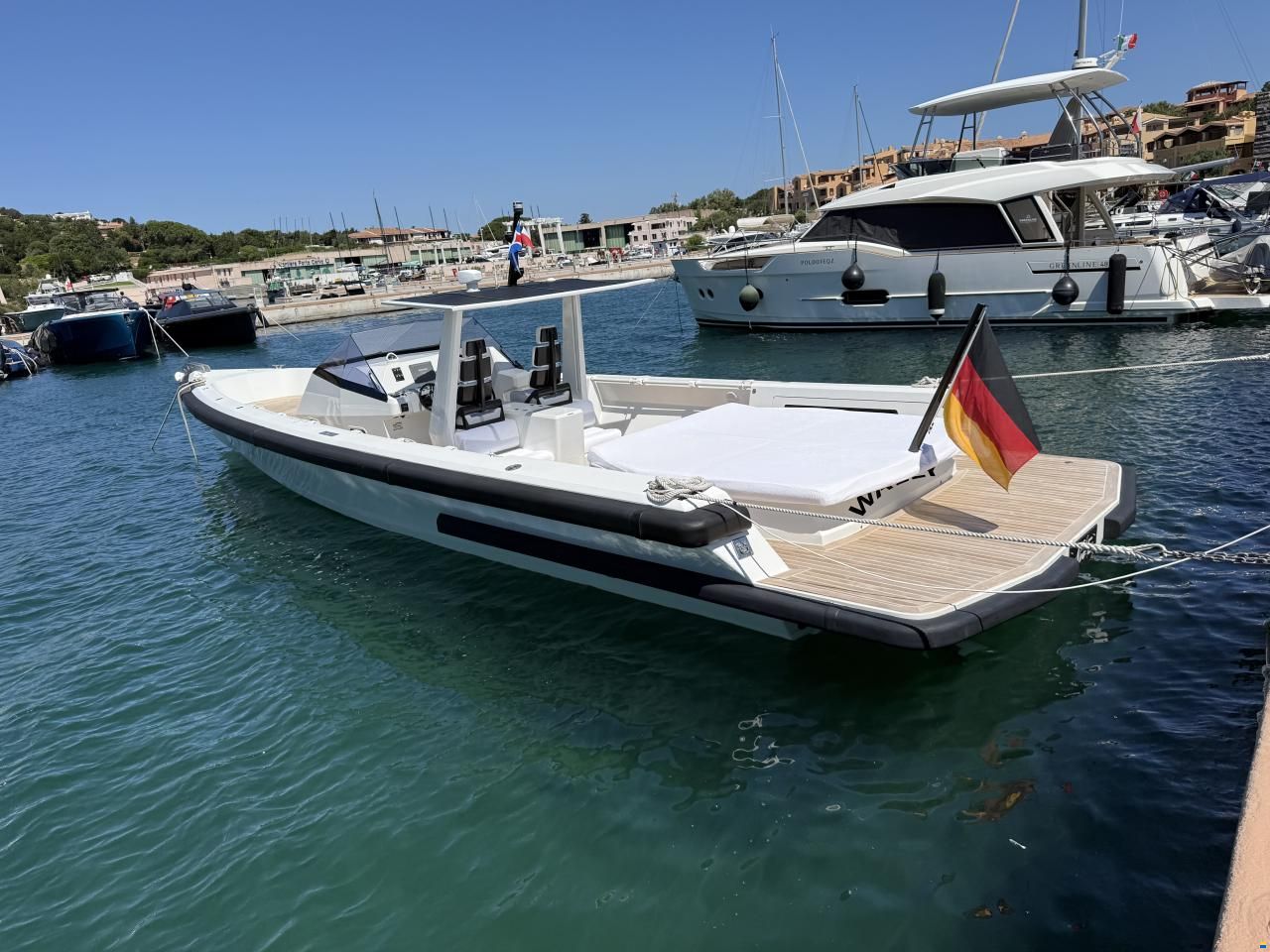 Wally Tender 44