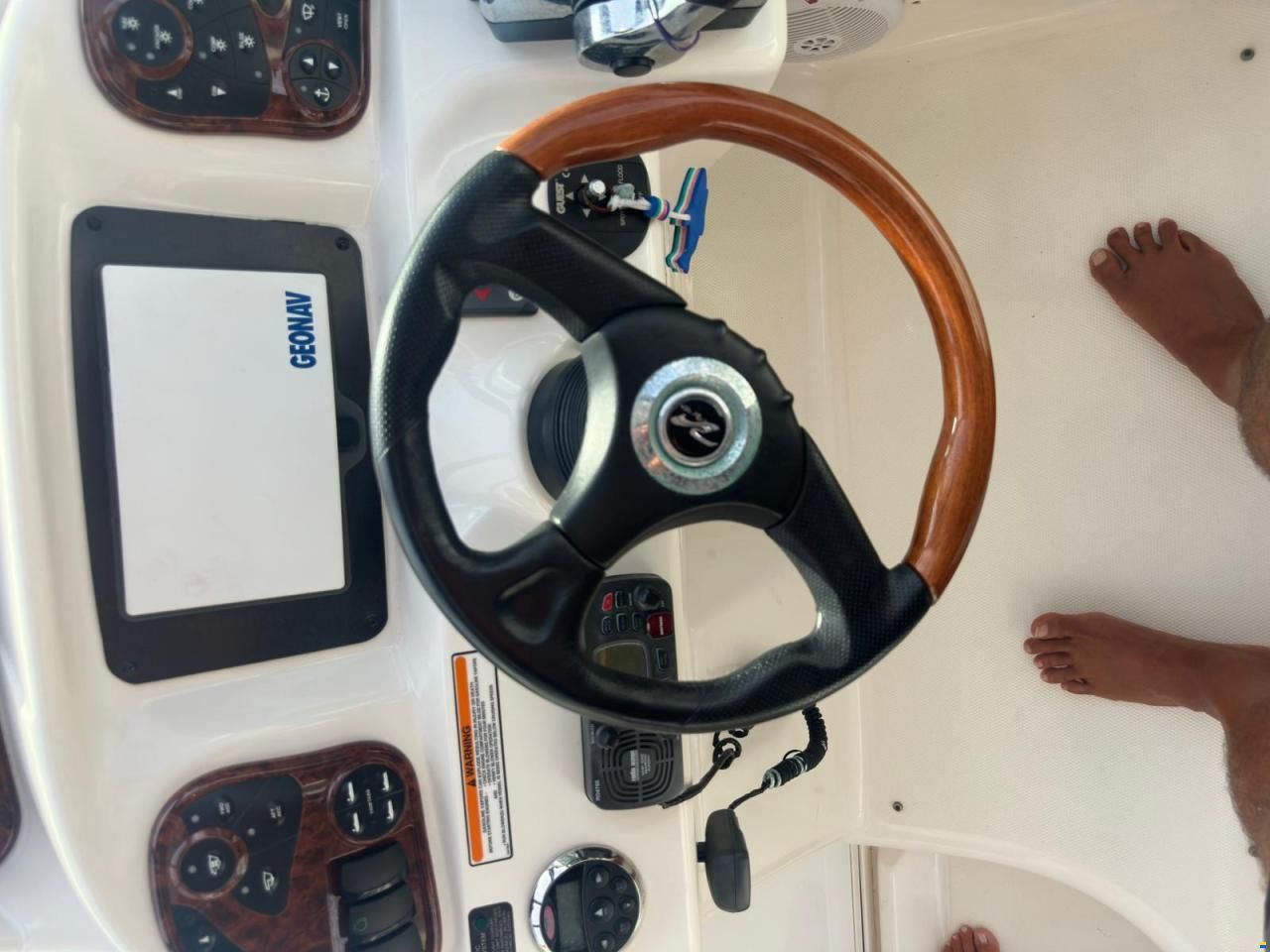 Sea Ray 335 Sundancer