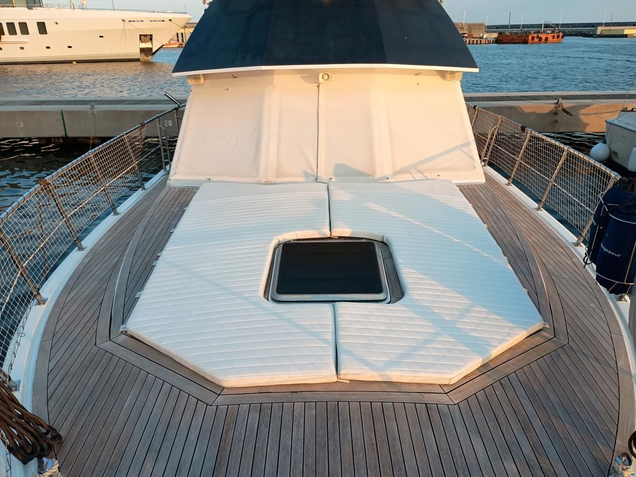 HI-Star 44 Fly
