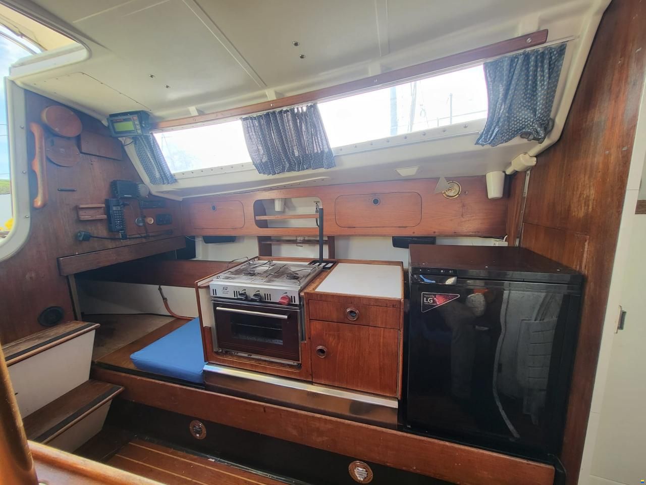 Comar Comet 910