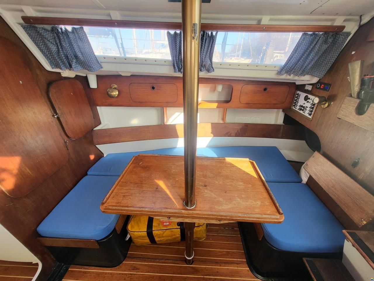 Comar Comet 910