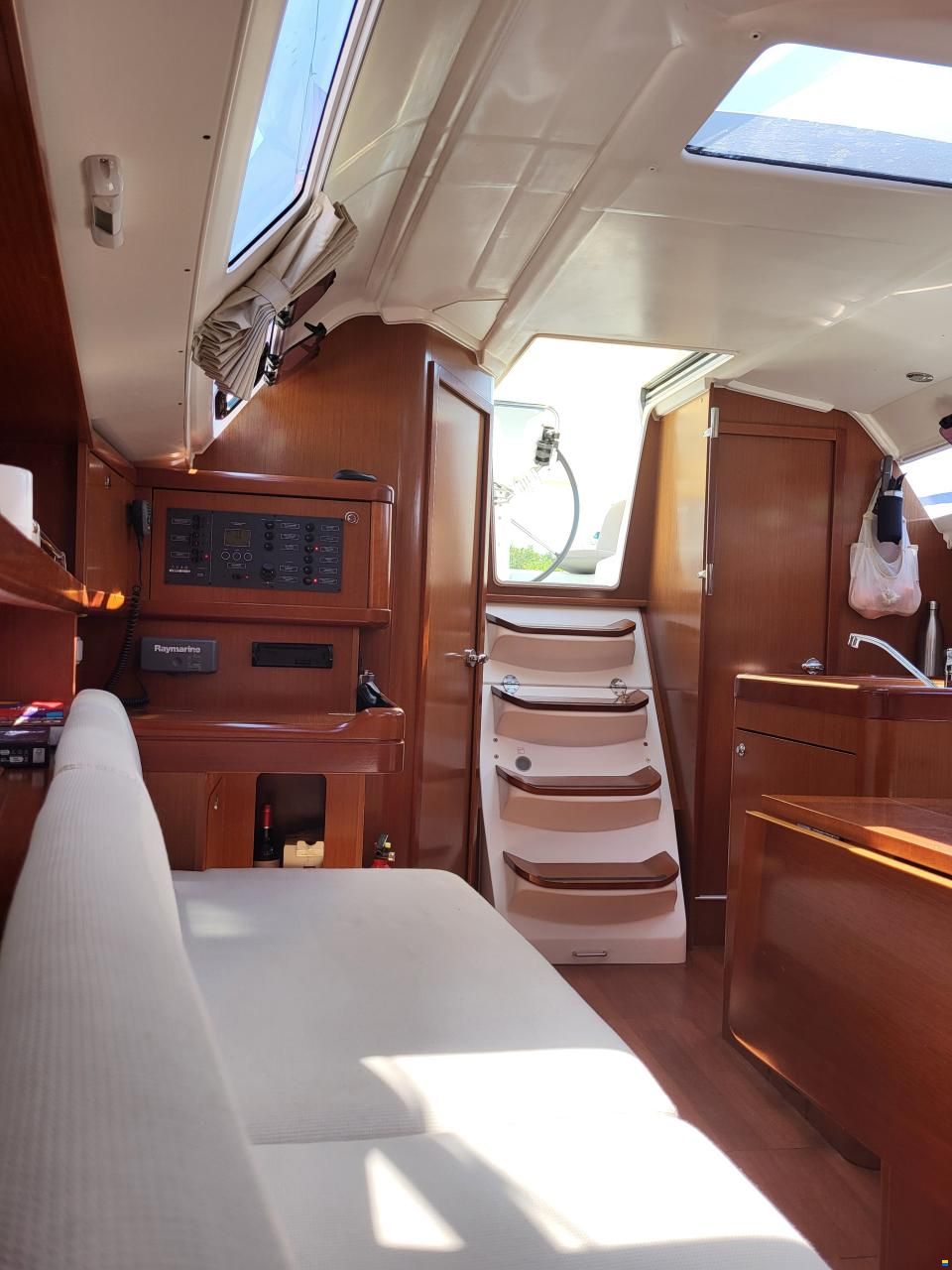 Beneteau Oceanis 31