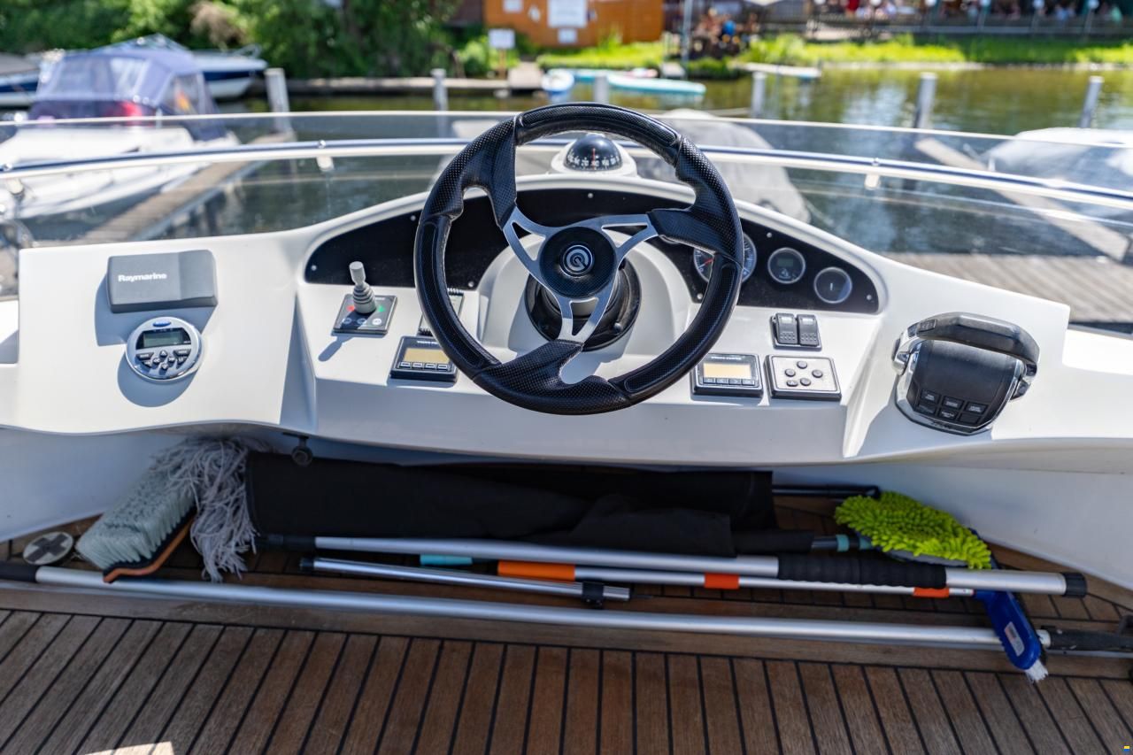 Galeon 290 Fly Bridge