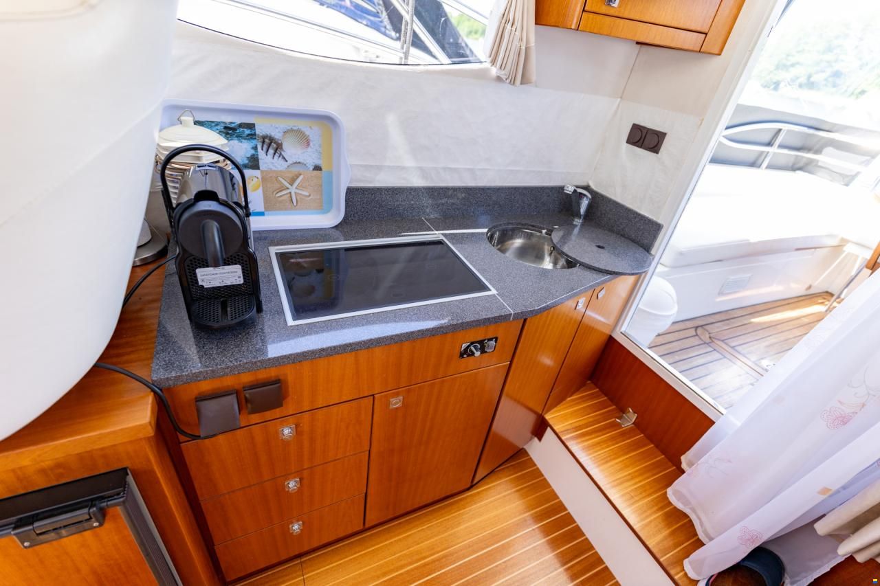 Galeon 290 Fly Bridge