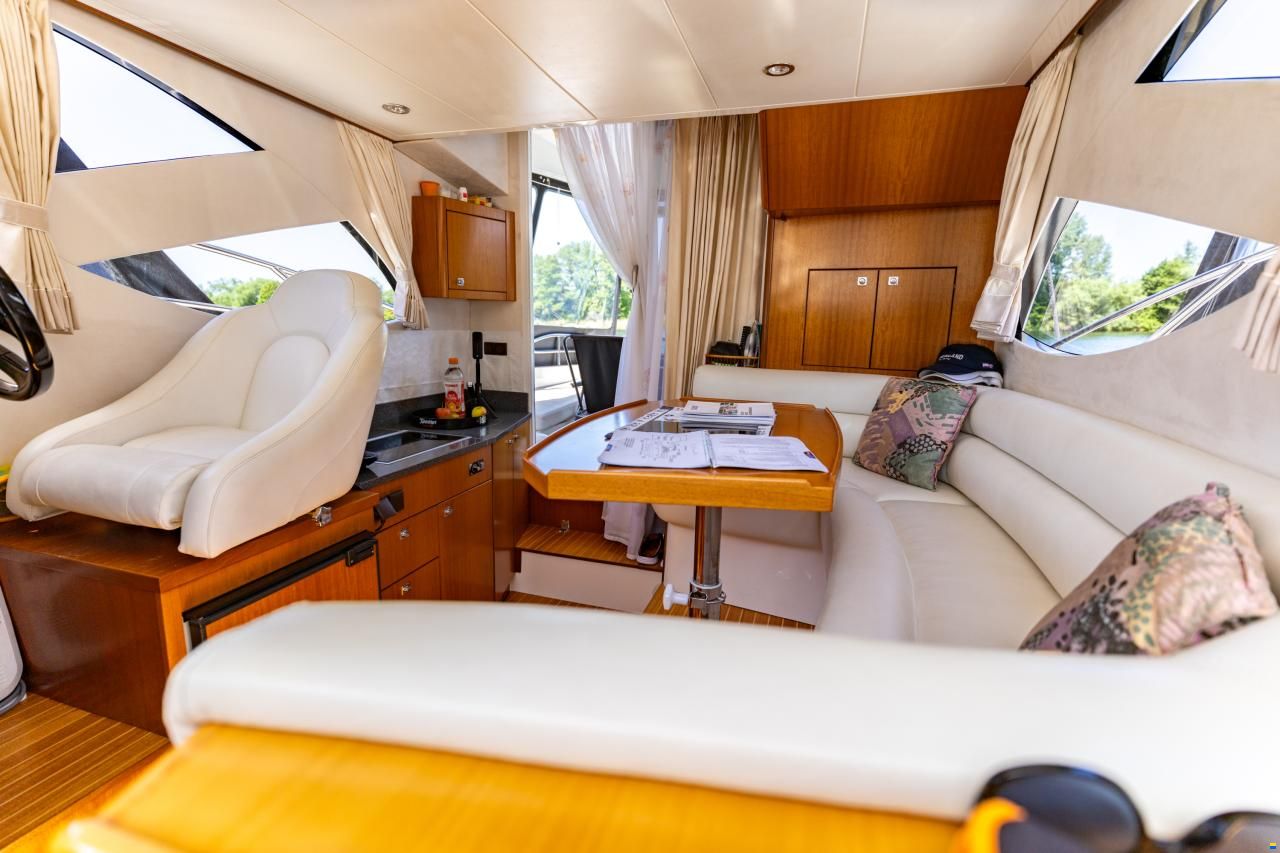 Galeon 290 Fly Bridge