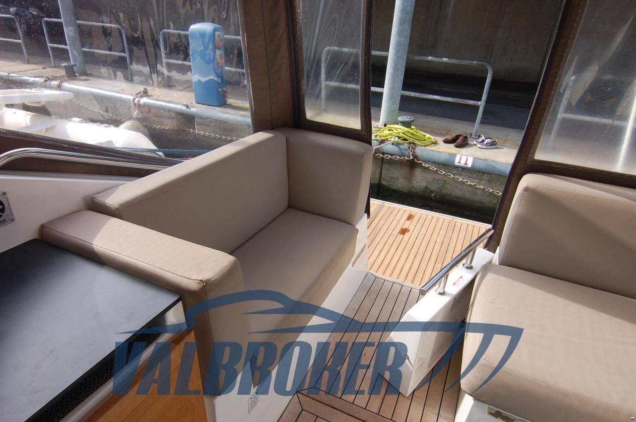 Sealine SC 35