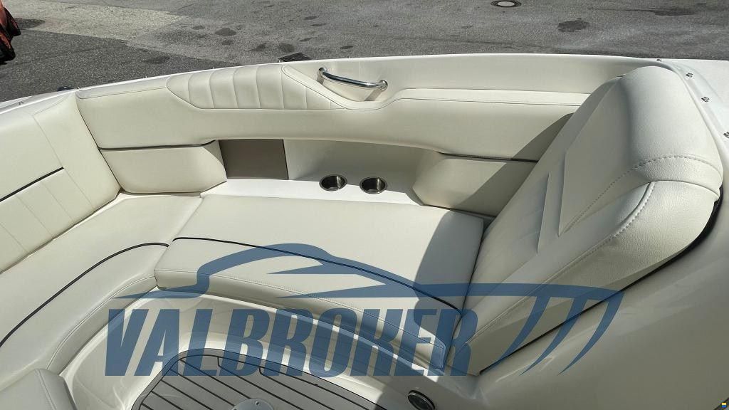 Sea Ray 250 SLX