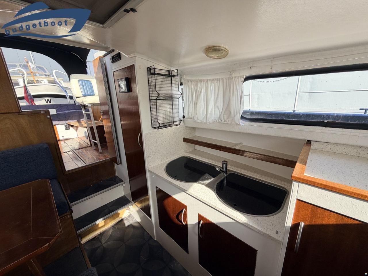Waterland 750