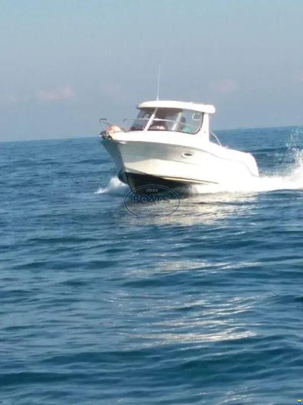 Quicksilver Pilothouse 580
