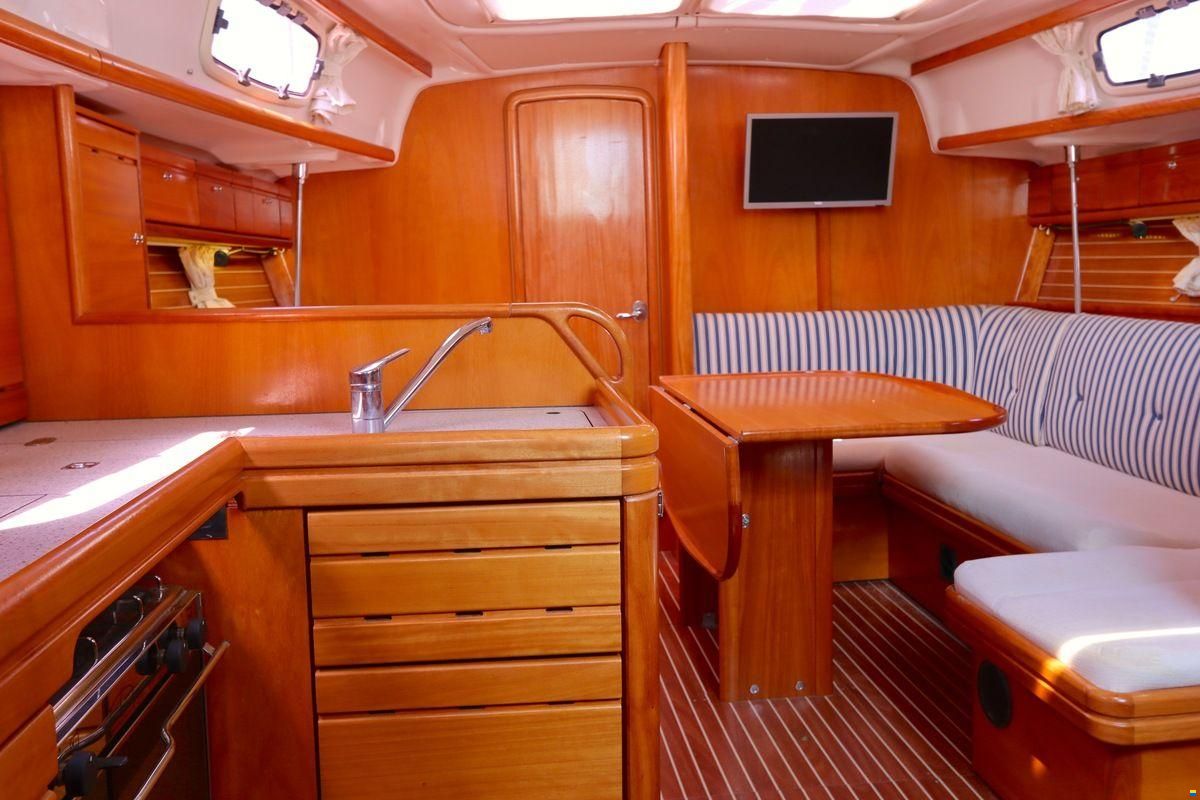 Bavaria 37-2 C