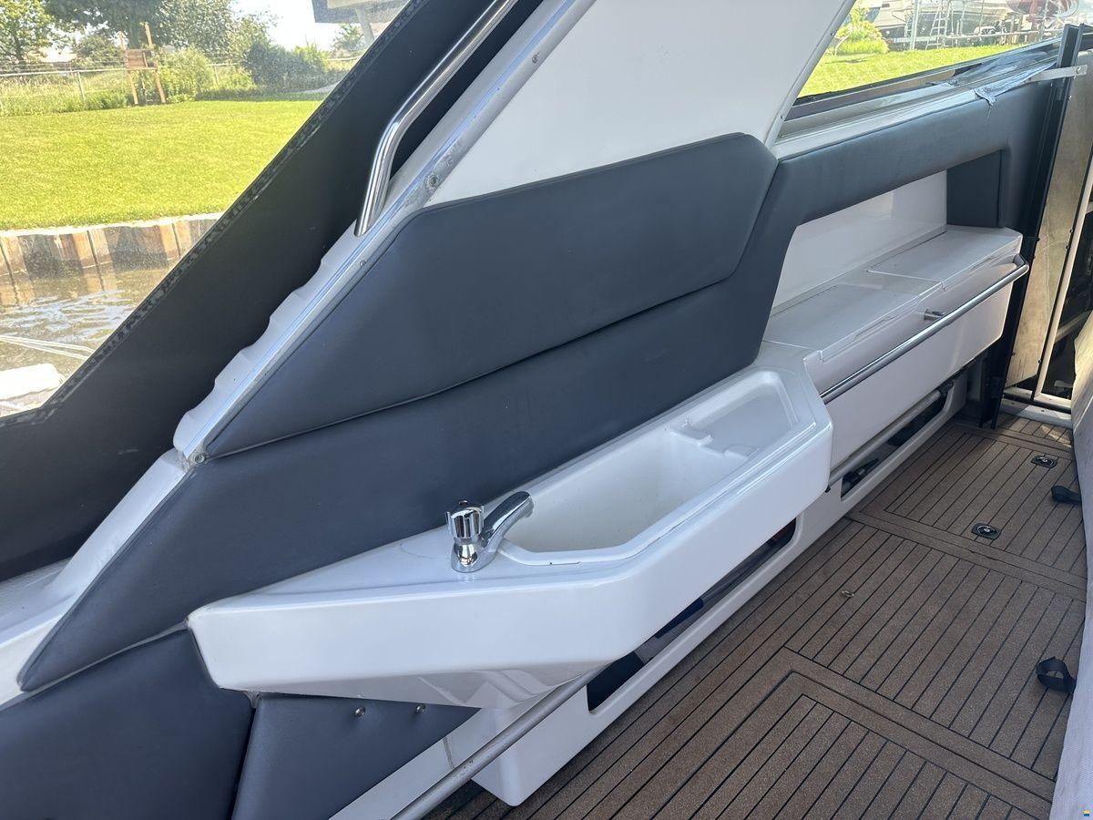 Sea Ray 500