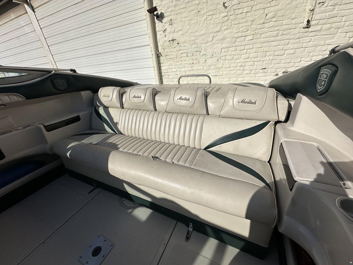 Mariah Z255