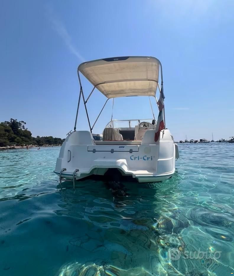 Quicksilver Flamingo 620