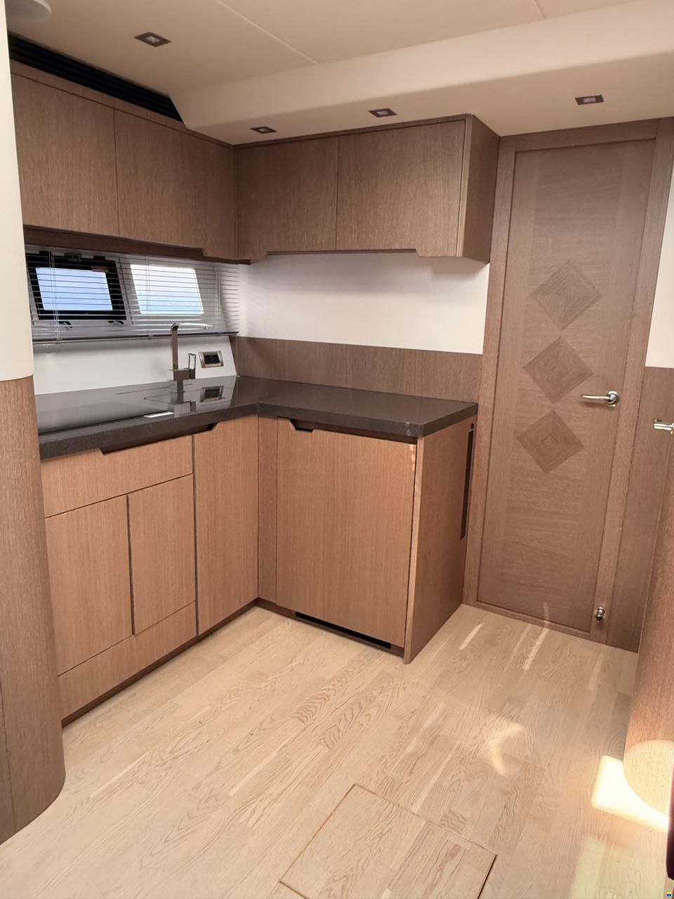 Galeon 485 HTS
