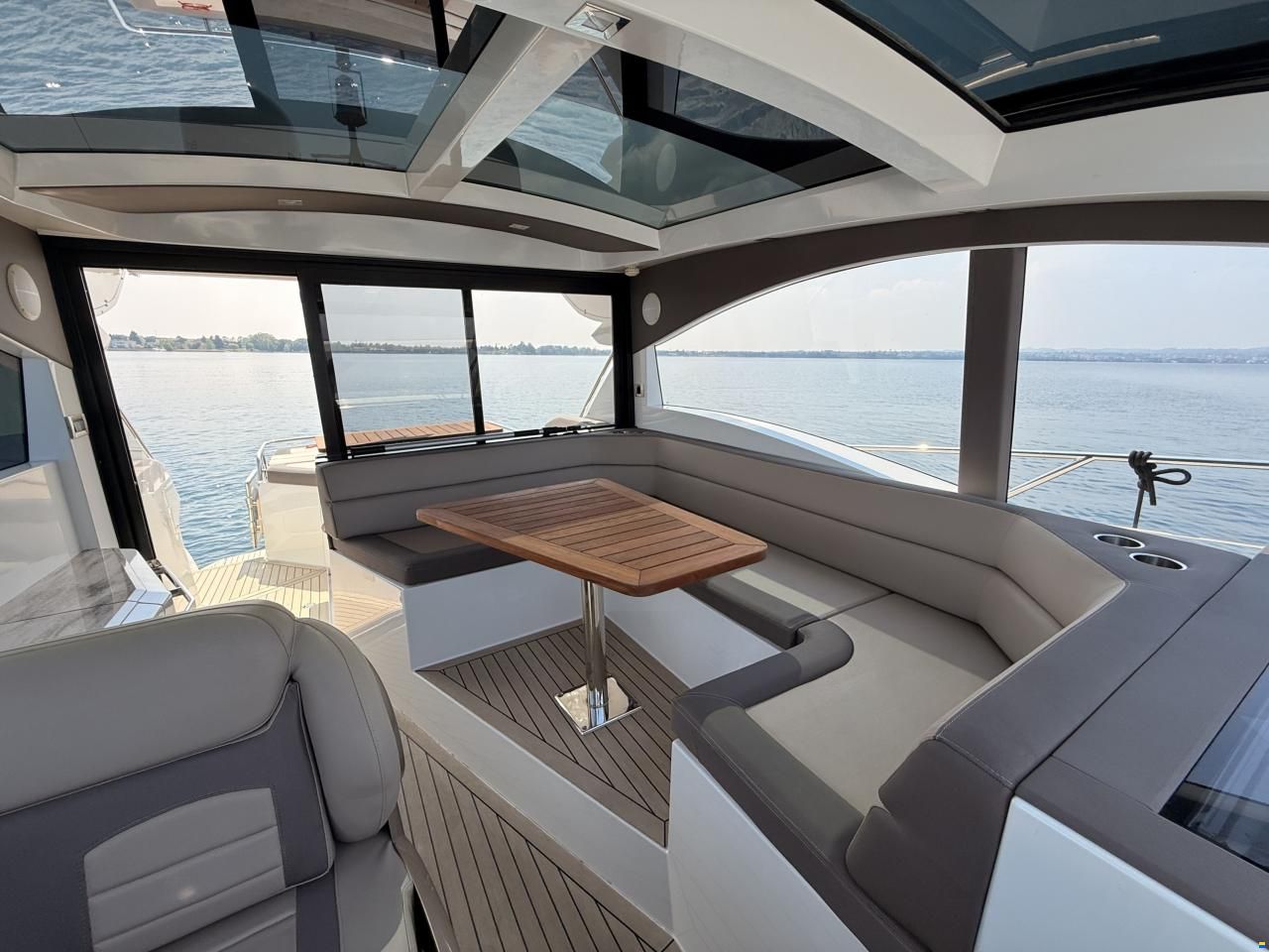 Galeon 485 HTS