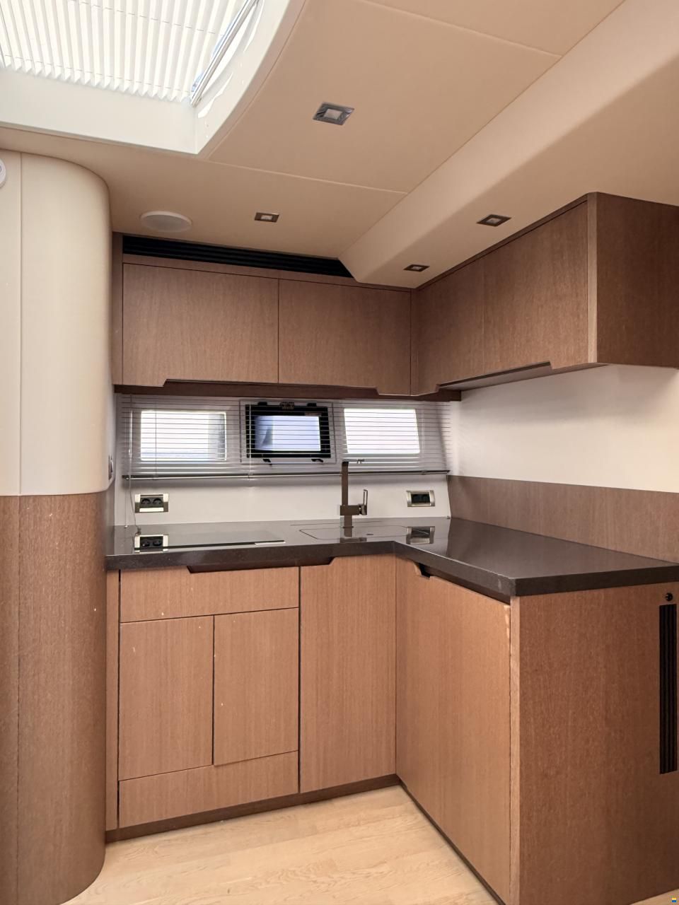 Galeon 485 HTS