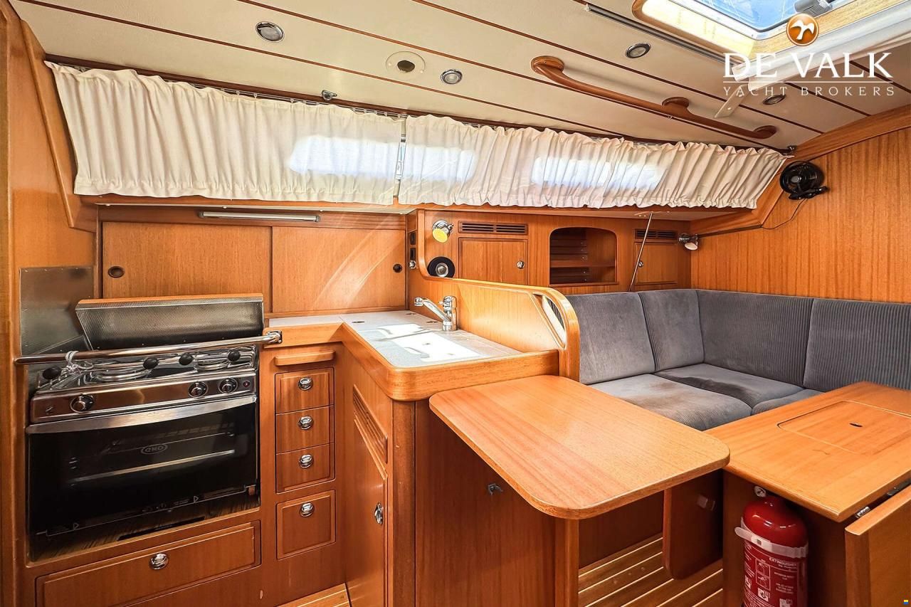 Hallberg-Rassy 342