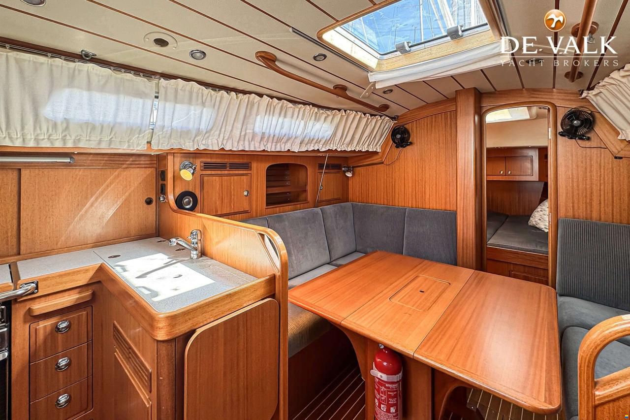 Hallberg-Rassy 342