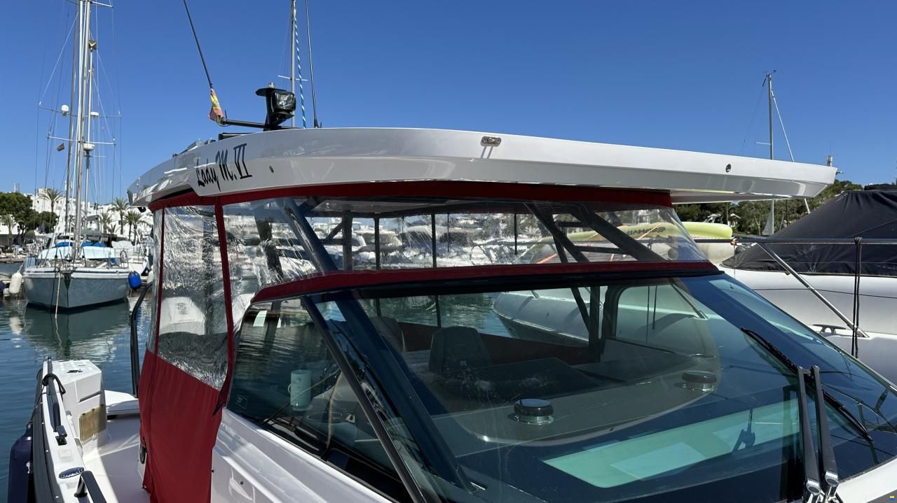 Axopar 37 Sun-Top