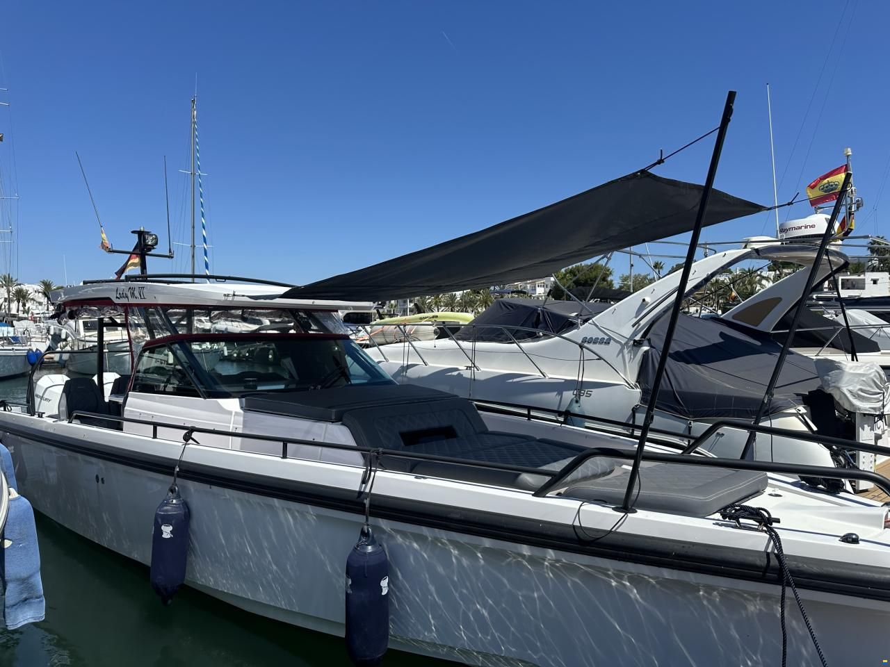 Axopar 37 Sun-Top