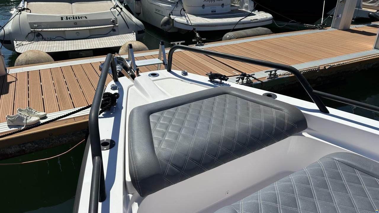 Axopar 37 Sun-Top