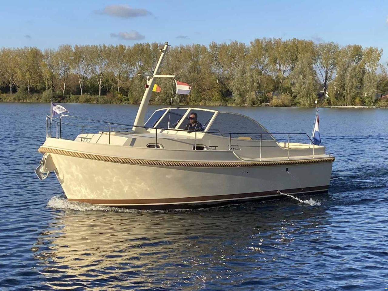 Linssen Grand Sturdy 25.9 SCF Sport