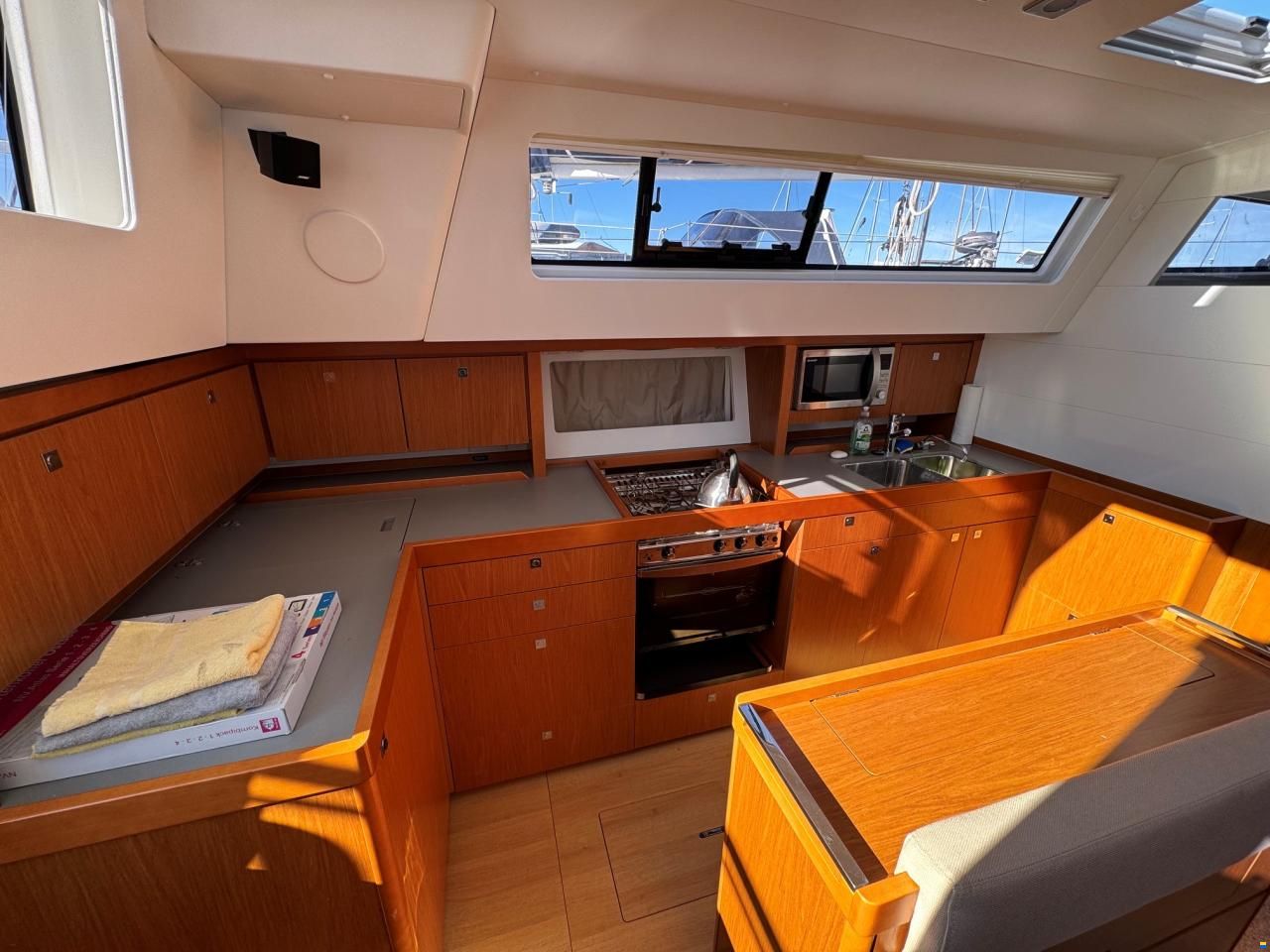 Beneteau Sense 46