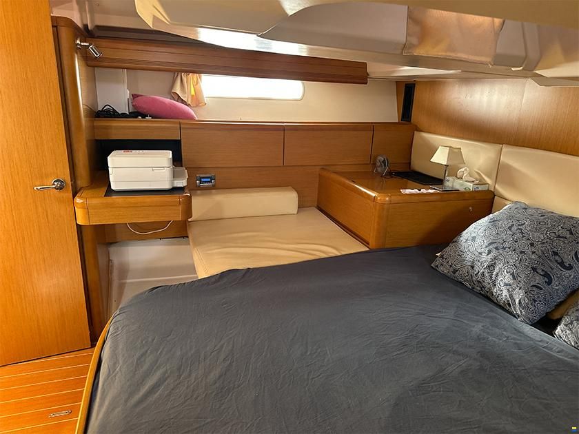 Jeanneau 53