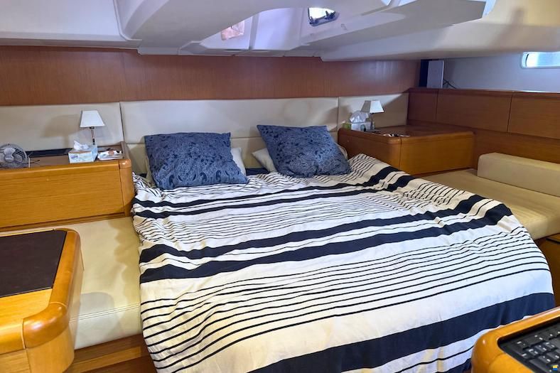 Jeanneau 53