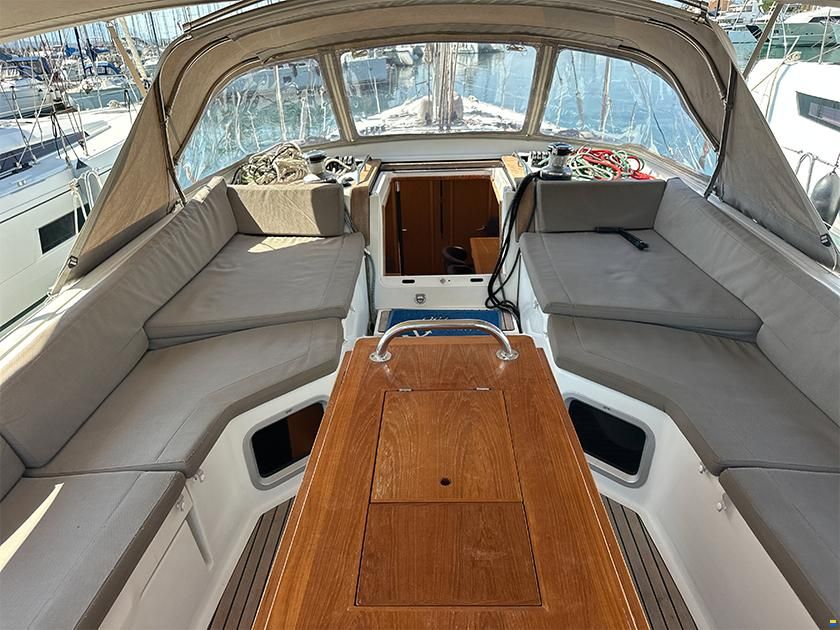 Jeanneau 53