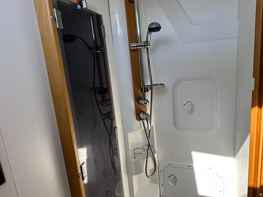 Jeanneau 53