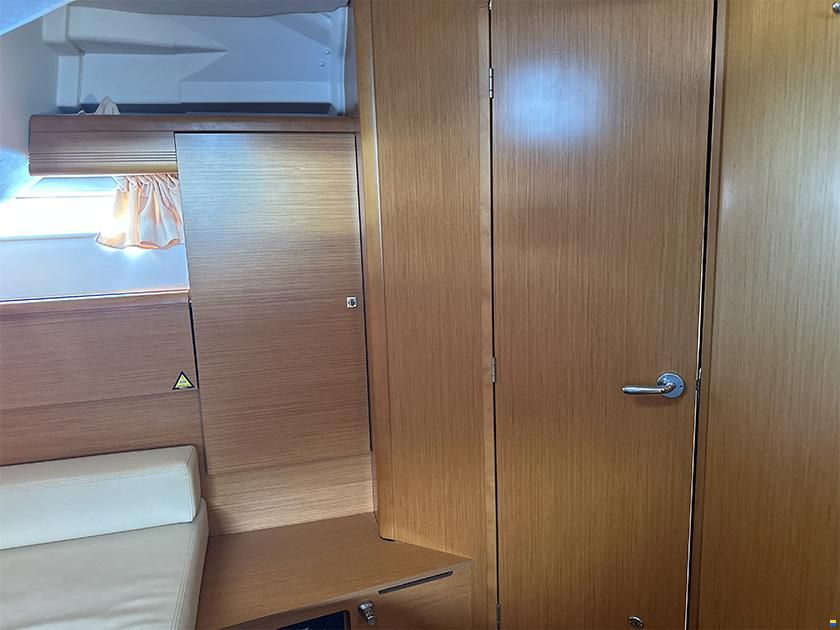 Jeanneau 53