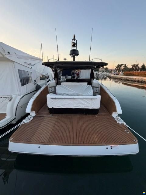 Beneteau Grand Turismo 40