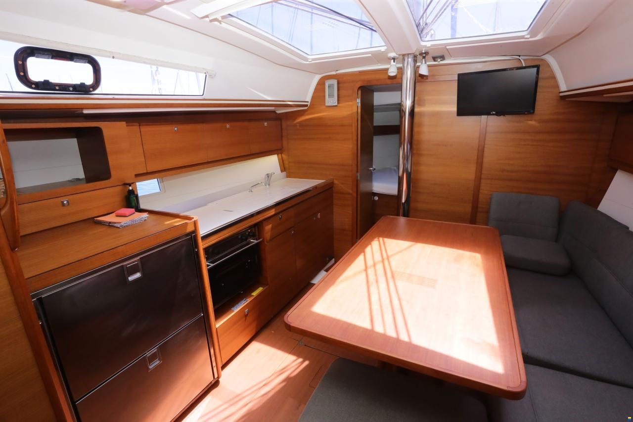 Dufour 382 Grand Large