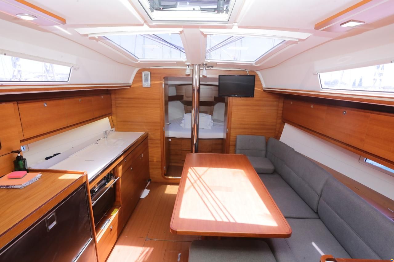 Dufour 382 Grand Large