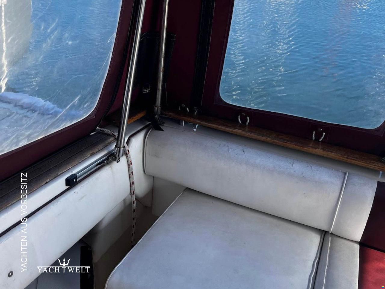 Sea Ray DA 300 SUNDANCER