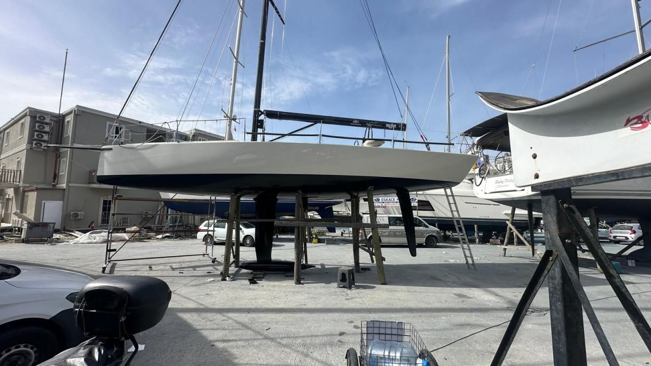 Bolt 37