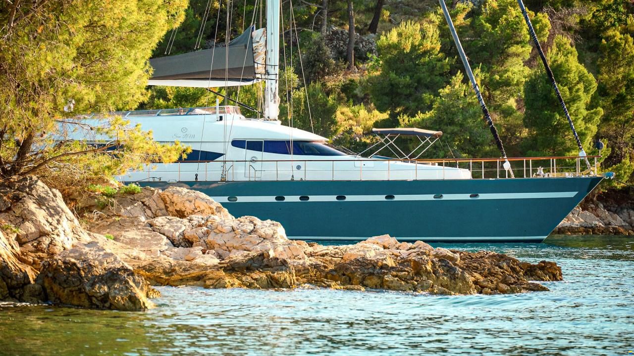 Custom Luxury 32m Motor Sailer