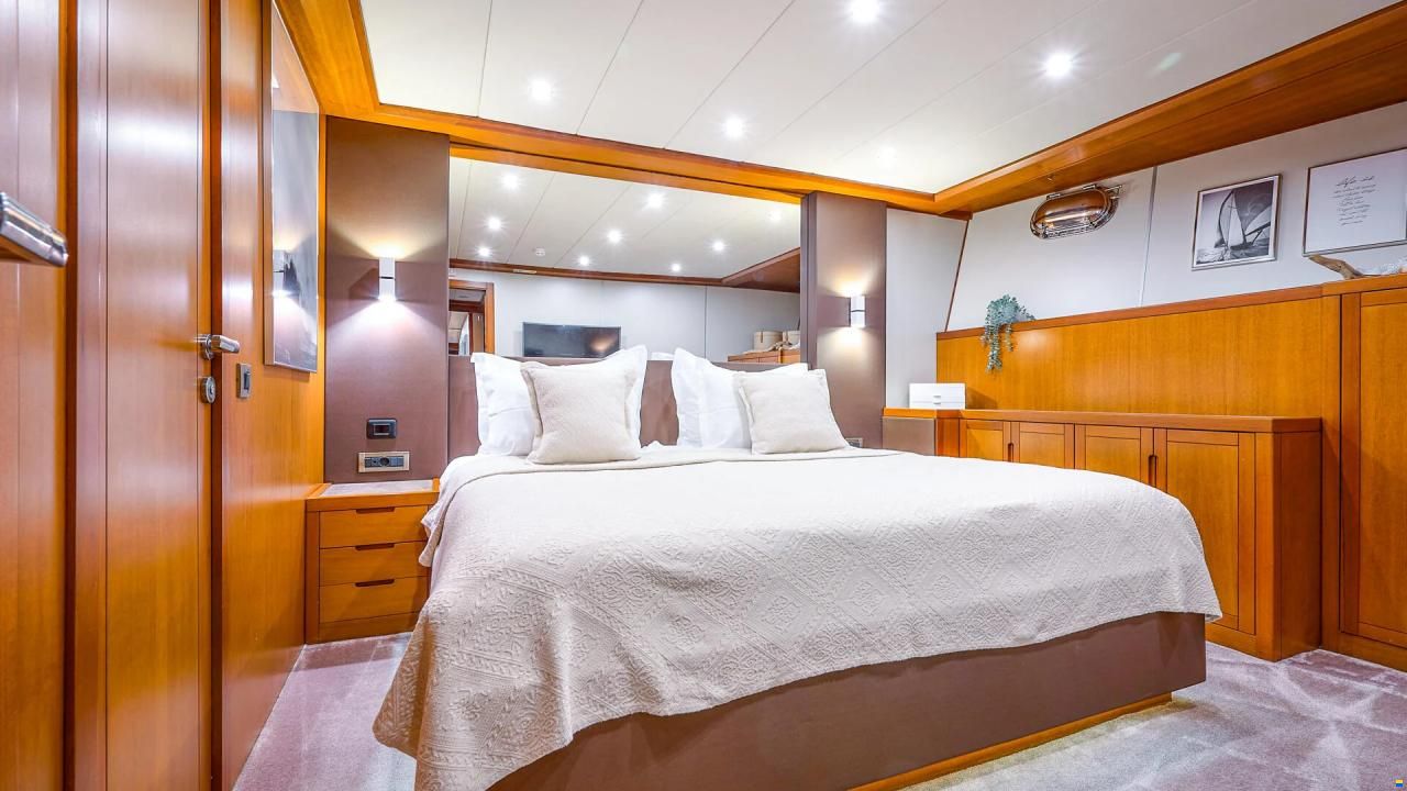 Custom Luxury 32m Motor Sailer