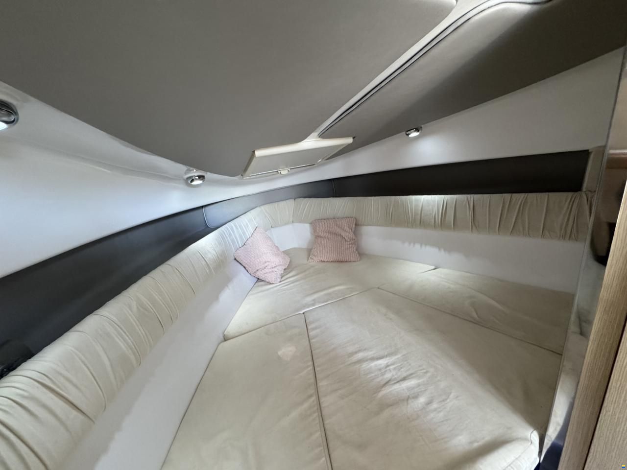 Saver 690 Cabin