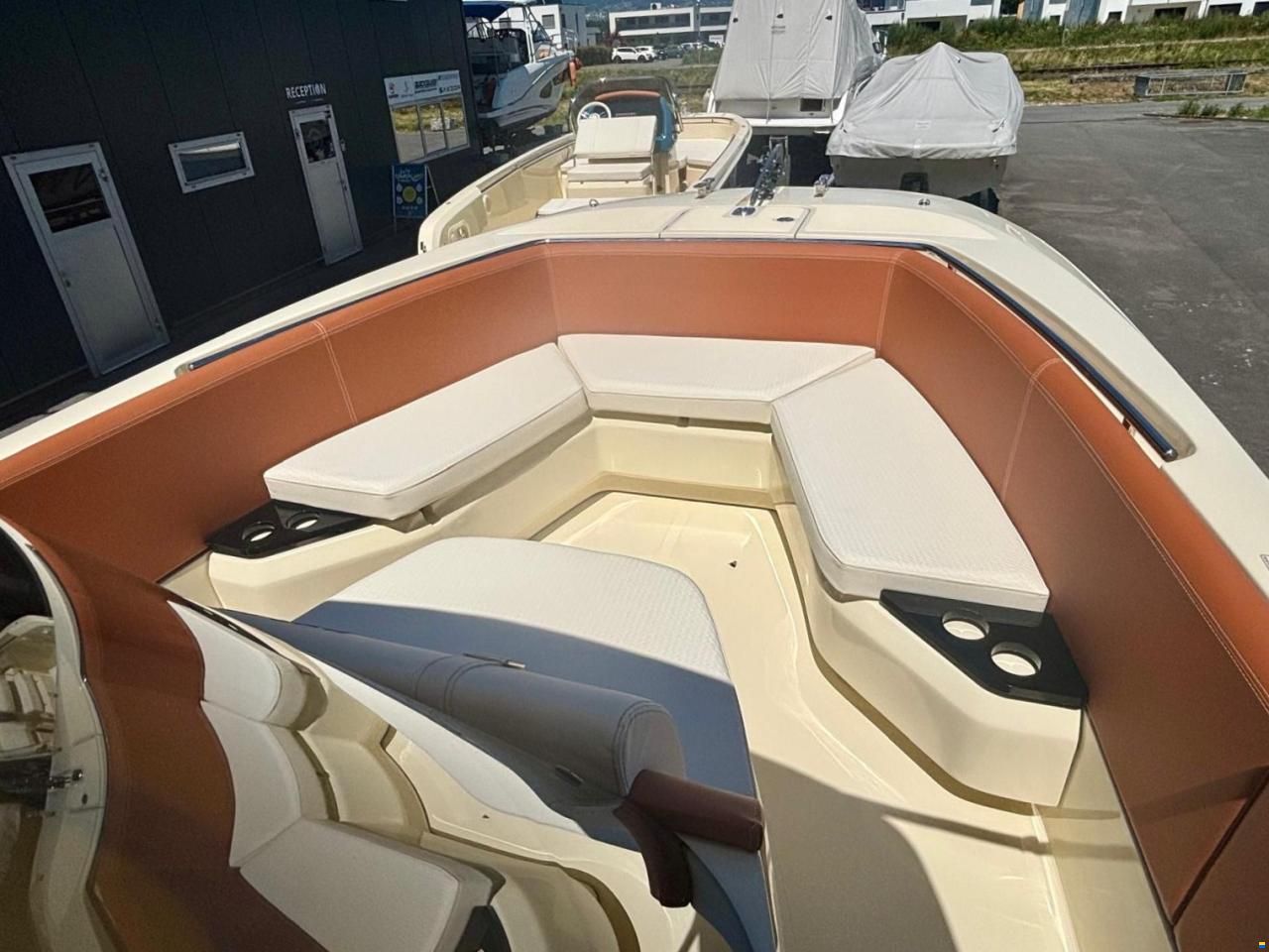 Invictus FX240
