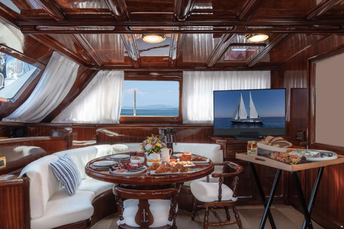 CCYD Royal Sailing Yacht
