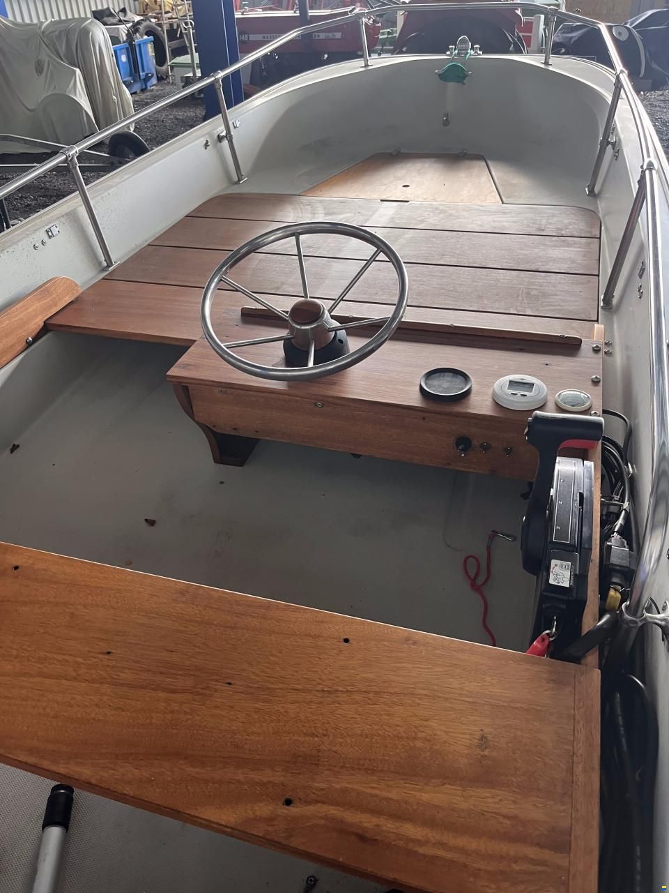 Boston Whaler 15`3 Sport