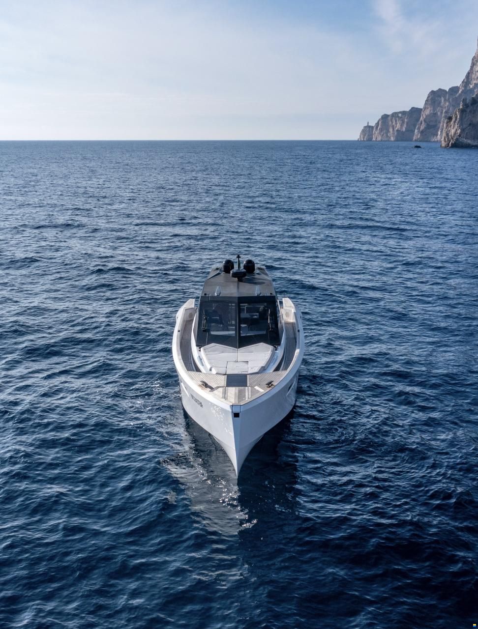 Evo Yachts R+ 58 R6