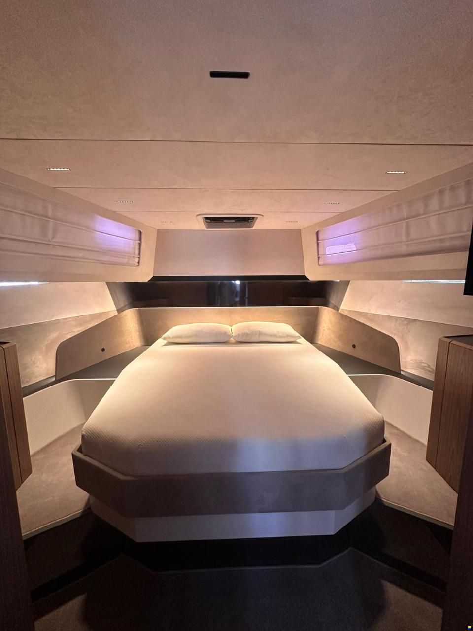 Evo Yachts R+ 58 R6