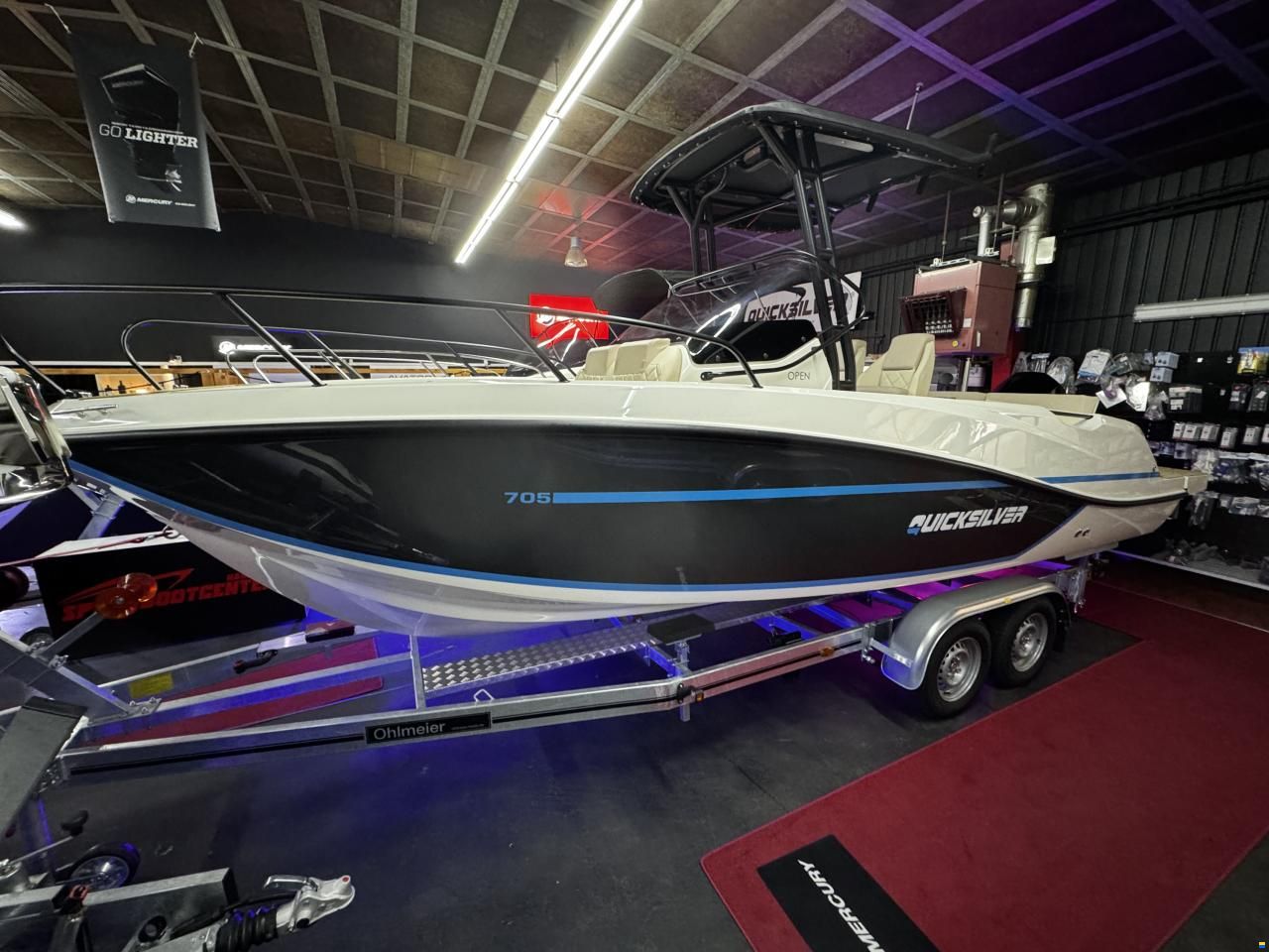 Quicksilver 705 Open + Mercury F200XL V6