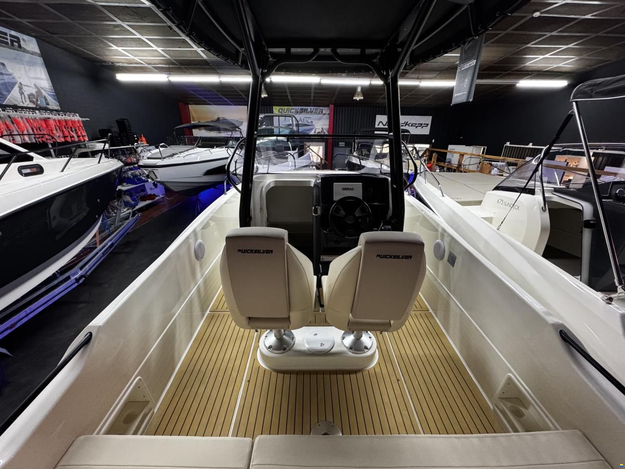 Quicksilver 705 Open + Mercury F200XL V6